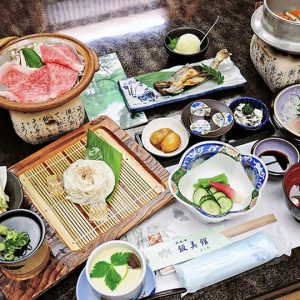 地元の食材を使った郷土料理